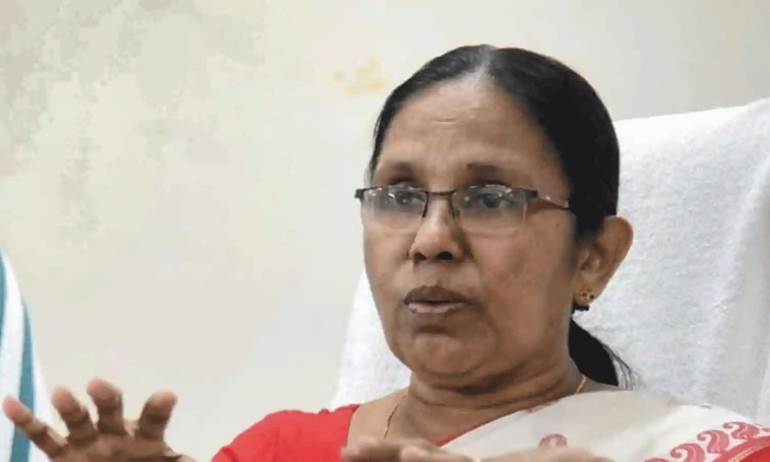 പേരാവൂരിലെ സ്ഥാനാർത്ഥിത്വം: നേതൃത്വത്തിനെതിരെ അതൃപ്തി പരസ്യമാക്കി കെ കെ ശൈലജ
