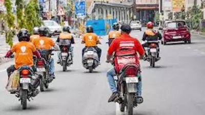 ഇന്ധനവില വര്‍ധനവിനെതിരെ പ്രതിഷേധം; രാജ്യത്ത് അഞ്ച് മണിക്കൂര്‍ ഡെലിവറി ജീവനക്കാര്‍ പണിമുടക്കും