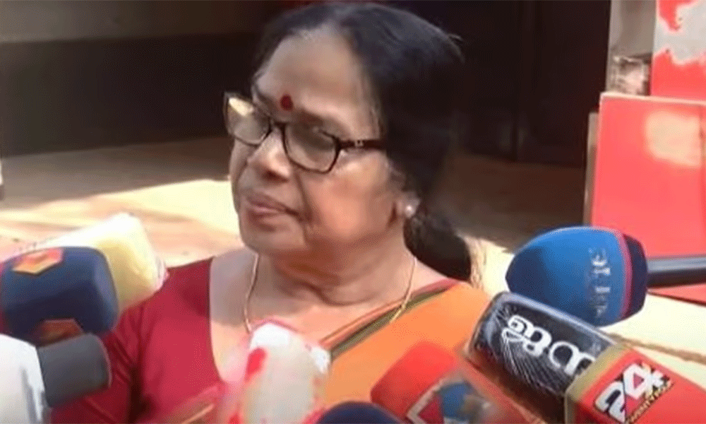 പി കെ ശ്രീമതിക്കെതിരായ വ്യാജ വാർത്ത; പോലീസ് കേസെടുത്തു