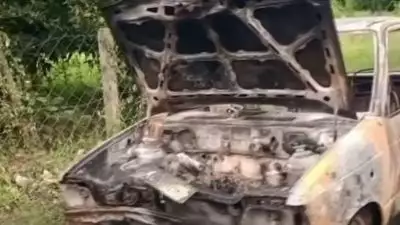 പാലക്കാട് കുട്ടികള്‍ സ്റ്റാര്‍ട്ട് ചെയ്യാന്‍ ശ്രമിച്ച കാര്‍ പൊട്ടിത്തെറിച്ചു; നാല് പേര്‍ക്ക് പരുക്ക്