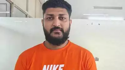 ഓഹരി വിപണിയില്‍ ലാഭം വാഗ്ദാനം ചെയ്ത് 
 76 ലക്ഷം തട്ടിയെടുത്ത പ്രതി പിടിയില്‍