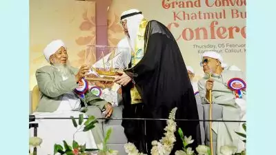 പൂര്‍വിക സ്മരണയില്‍ വിജ്ഞാനവും ആത്മീയതയും ഇഴചേര്‍ന്ന് ഉലമാ സമ്മിറ്റ്