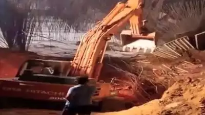 ഗുരുഗ്രാമിൽ നിർമാണത്തിലിരുന്ന മതിലിടിഞ്ഞുവീണ് ഏഴ് മരണം