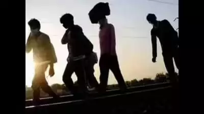 തിരഞ്ഞെടുപ്പ്, ഗ്യാസ് ക്ഷാമം; ഇതര സംസ്ഥാനക്കാരുടെ മടങ്ങിപ്പോക്ക് തൊഴില്‍മേഖലക്ക് തിരിച്ചടിയാകുന്നു