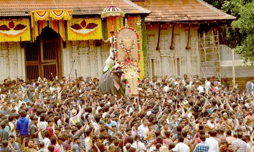 വെടിക്കെട്ട് പുര ദുരന്തം വര്‍ണാഭ കുറയ്ക്കും; തൃശൂര്‍ പൂരം ഇന്ന്