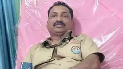 കടന്നല്‍ കുത്തേറ്റു റോഡരികില്‍ നിലവിളിച്ച സ്ത്രീക്ക് രക്ഷകനായി കെ എസ് ആര്‍ ടി സി ഡ്രൈവര്‍