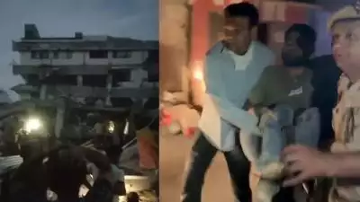 ഡല്‍ഹിയില്‍ അഞ്ചുനില കെട്ടിടം തകര്‍ന്നുവീണു; നിരവധി പേര്‍ കുടുങ്ങിക്കിടക്കുന്നതായി സംശയം