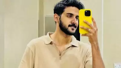 ബൈക്ക് വൈദ്യുതി തൂണില്‍ ഇടിച്ച് തീ പിടിച്ച് യുവാവിന് ദാരുണാന്ത്യം