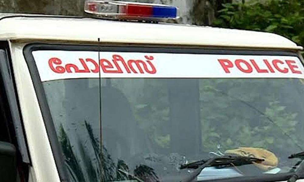 മൊബൈൽ ഫോൺ നഷ്ടപ്പെട്ടെന്ന് പരാതി നൽകാനെത്തി; പോലീസ് ജീപ്പുമായി കടന്നയാൾ പിടിയിൽ