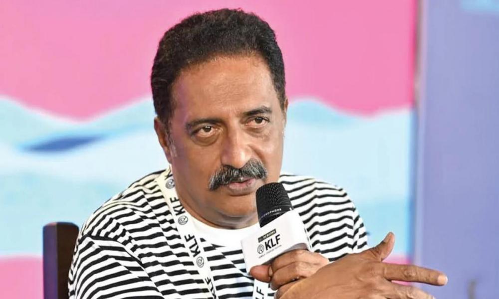 തമിഴ് ജനത രാഷ്ട്രീയ പക്വതയില്ലെന്ന് പ്രകാശ് രാജ്