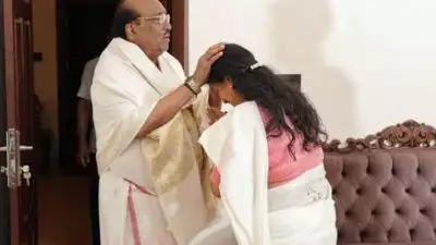 വെള്ളാപ്പള്ളി നടേശനെ സന്ദര്‍ശിച്ചു; മന്ത്രി ബിന്ദു കൃഷ്ണക്കെതിരെ വ്യാപക സൈബര്‍ ആക്രമണം