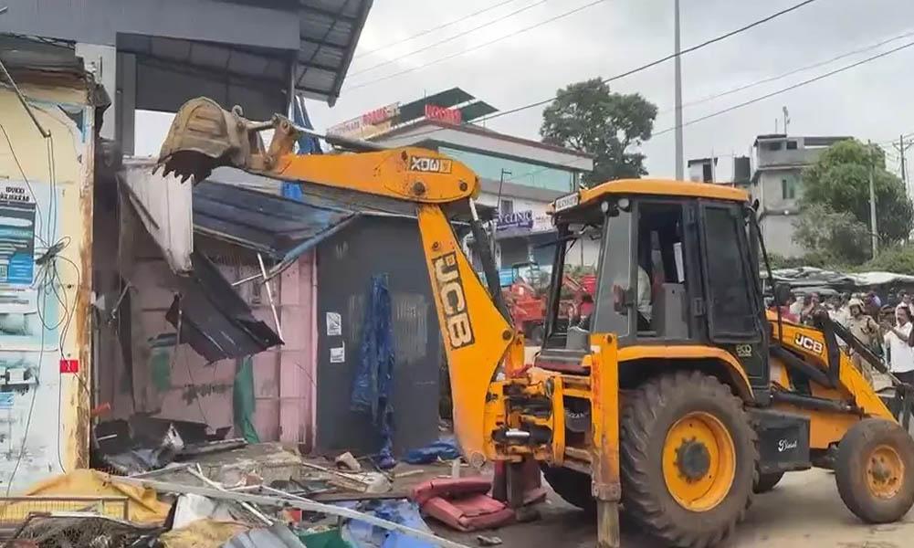 ഇടുക്കി പൂപ്പാറ: പന്നിയാര്‍ പുഴ കയ്യേറ്റം ഒഴിപ്പിക്കാന്‍ കര്‍ശന നടപടി; നിരോധനാജ്ഞ