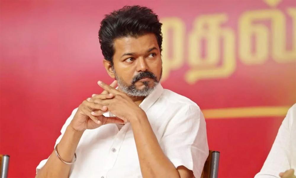 വിജയ്ക്ക് തിരിച്ചടി; 118 എംഎല്‍എമാരുടെ പിന്തുണക്കത്തില്ലാതെ സത്യപ്രതിജ്ഞക്ക് അനുമതിയില്ലെന്ന് ഗവര്‍ണര്‍