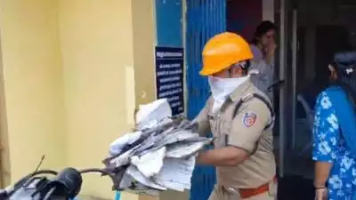 പത്തനംതിട്ട പൂങ്കാവിലെ എസ് ബി ഐ ബാങ്കില്‍ തീപിടുത്തം