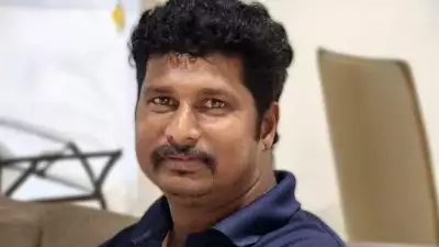 യുവാവ് അച്ചന്‍കോവിലാറില്‍ മുങ്ങിമരിച്ചു