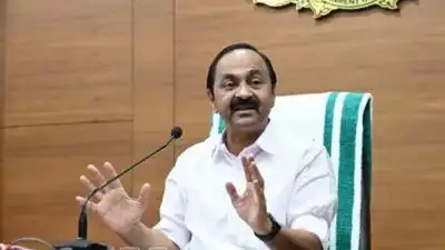 കേരളത്തിന്റെ 'അംബാസഡര്‍മാരായി' എം പിമാര്‍ പ്രവര്‍ത്തിക്കണം: മുഖ്യമന്ത്രി