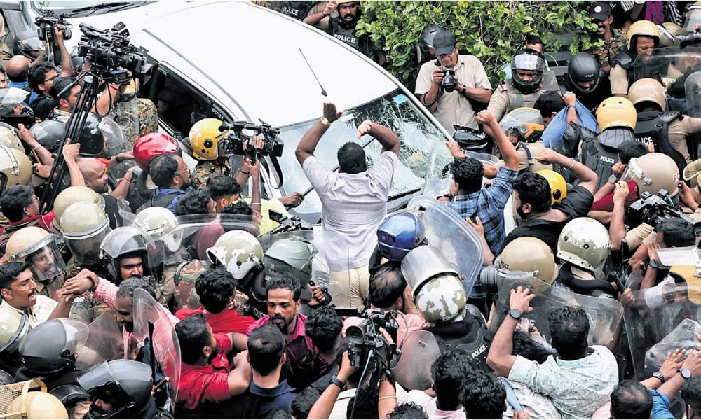 ഇഡി ആക്രമണം: സിപിഎം പ്രവർത്തകരായ നാല് പ്രതികളുടെ ജാമ്യാപേക്ഷ ഇന്ന് ഹൈക്കോടതിയിൽ