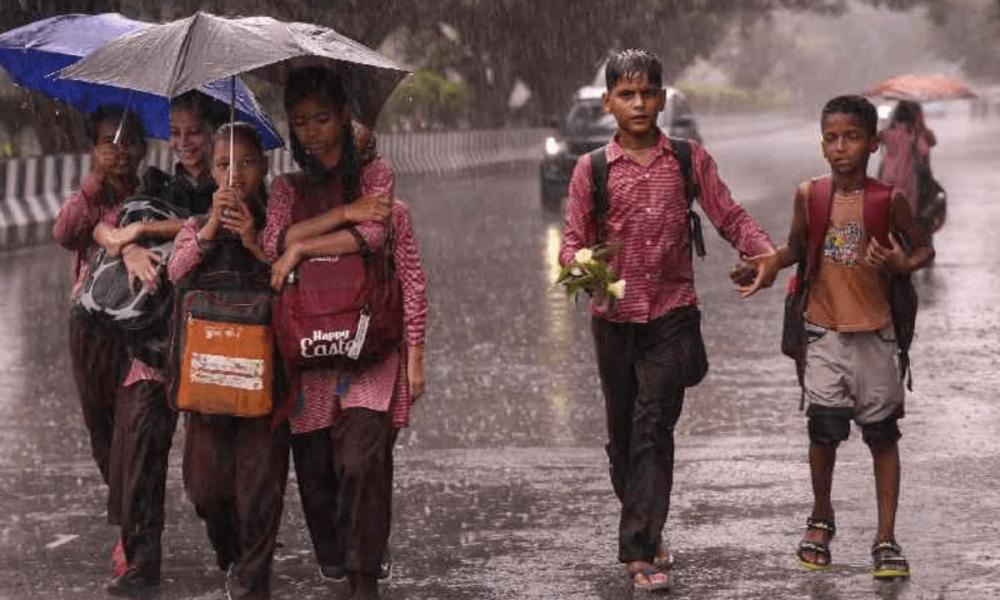കനത്ത മഴ; നാല് ജില്ലകളിലെ വിദ്യാഭ്യാസ സ്ഥാപനങ്ങൾക്ക് അവധി