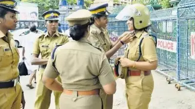 ഗർഭിണികളായ പോലീസുകാർക്ക് ആശ്വാസം; യൂണിഫോം പരിഷ്‌കരിച്ചു, കാക്കി സൽവാറും ഷാളും ധരിക്കാം
