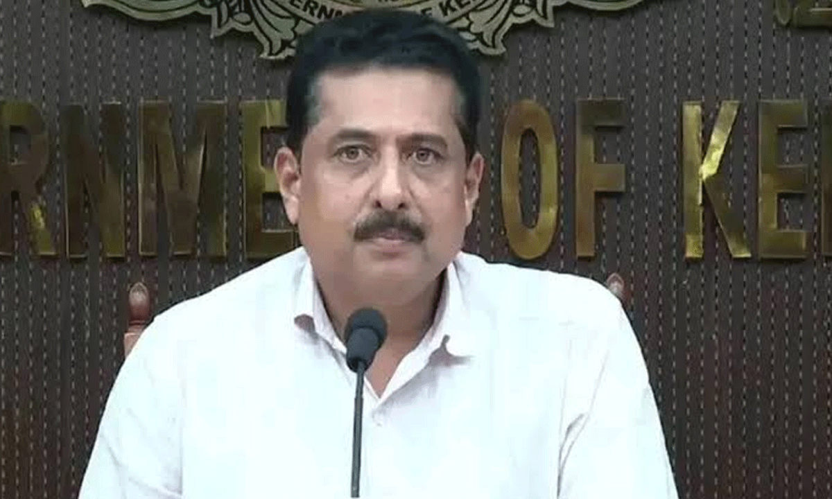 പരീക്ഷാഭവനിൽ മിന്നൽ പരിശോധന നടത്തി മന്ത്രി ഷംസുദ്ദീൻ