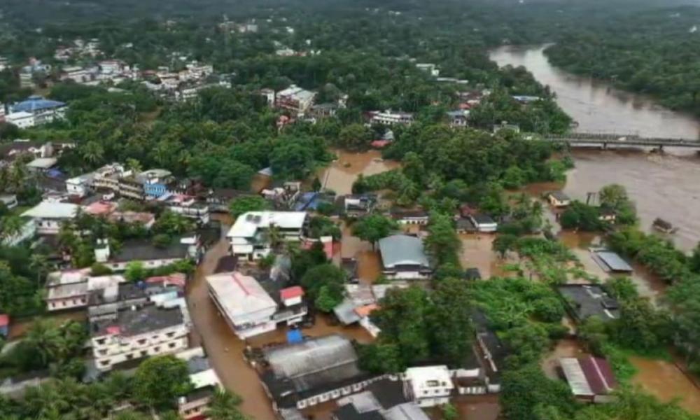 പ്രളയ ധനസഹായ വിതരണം ഇനി തഹസിൽദാർമാർ വഴി