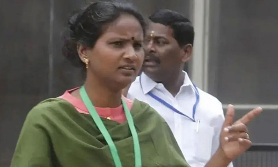 വളഞ്ഞ വഴിയിലൂടെ പി എ; രമ്യയുടെ കത്ത് സ്പീക്കര്‍ മടക്കി