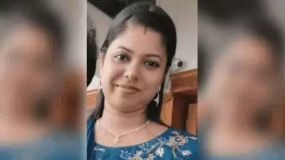അടുക്കളയില്‍ പാചക വാതകം തുറന്ന് വിട്ട് തീ കൊളുത്തി യുവതി ജീവനൊടുക്കി