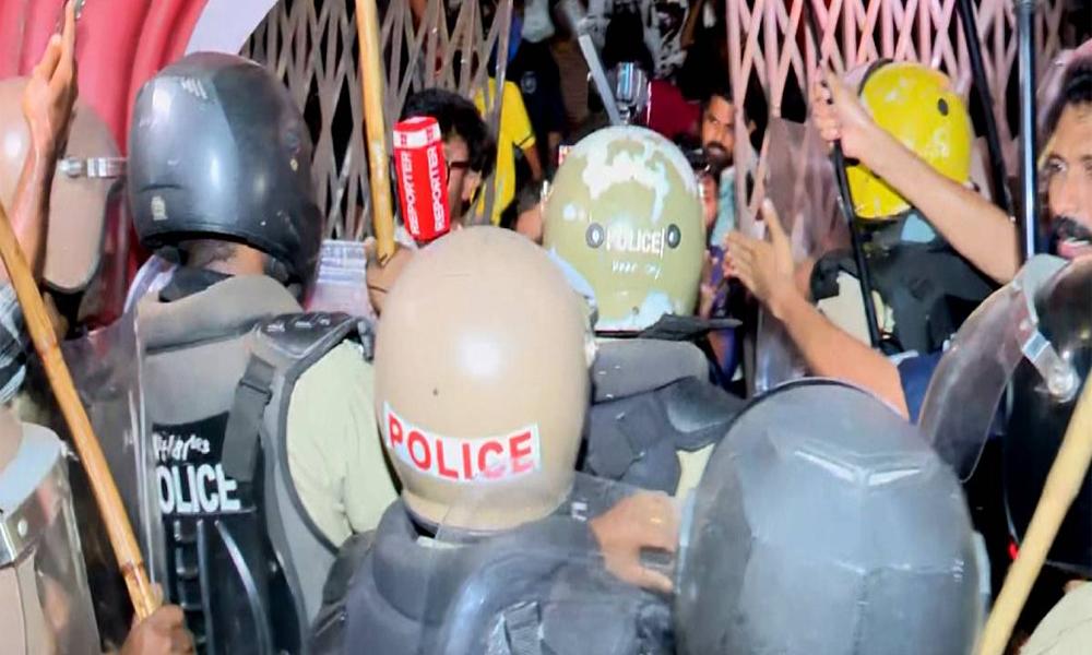 യൂത്ത് കോൺഗ്രസ് മാർച്ചിൽ സംഘർഷം; പിണറായി വിജയൻ കുറ്റപ്പെടുത്തി