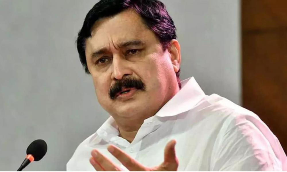 മെസ്സി സന്ദർശന വിവാദം: വി അബ്ദുറഹ്മാനെതിരെ അഴിമതി നിരോധന വകുപ്പ് ചുമത്താൻ അനുമതി തേടി